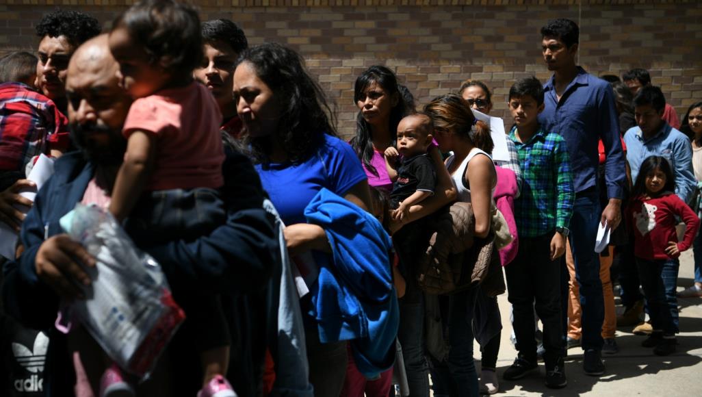 تحتجز السلطات في "منشأة هومستاد" 60 طفلا مهاجرا (طالبَ لجوء) لا تتجاوز أعمار بعضهم سنتين